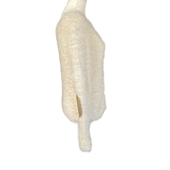 Jennifer Lopez super soft cream colored stretchy sweater gold sparkles warm - Picture 3 of 14